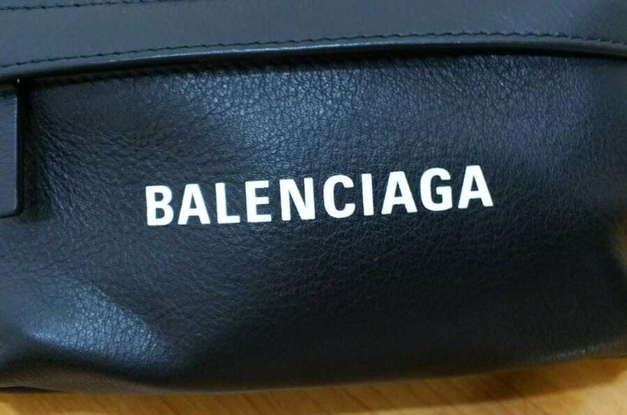 BALENCIAGA バレンシアガ ウエストポーチ ウエストバッグ ボディポーチ